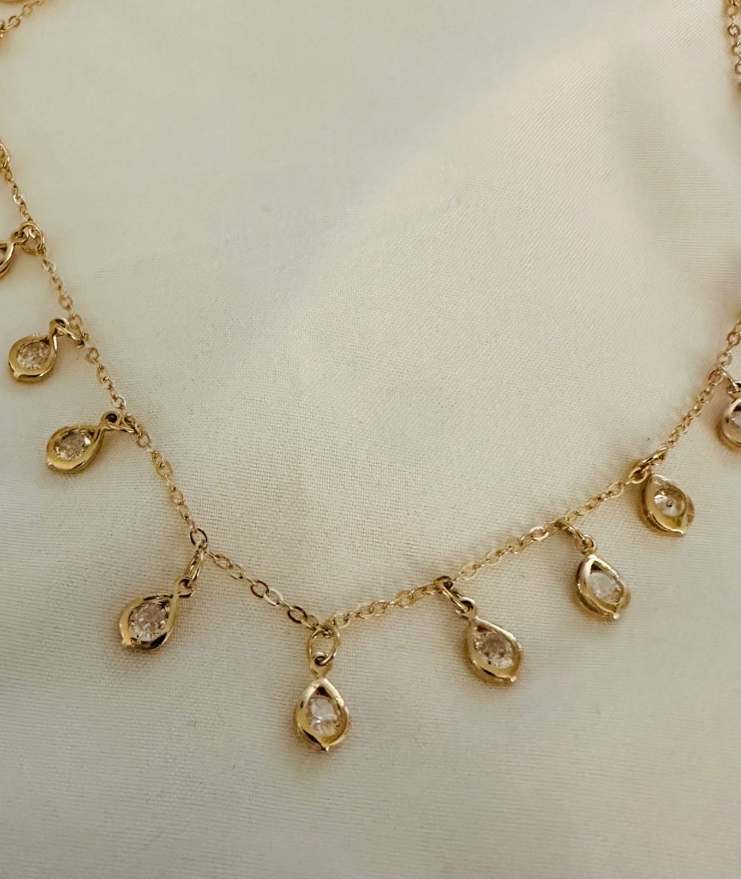 Tear Drop Zirconia Choker