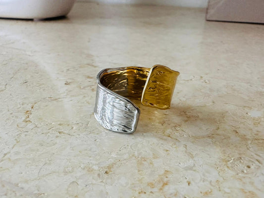 Two Toned Daily Ring