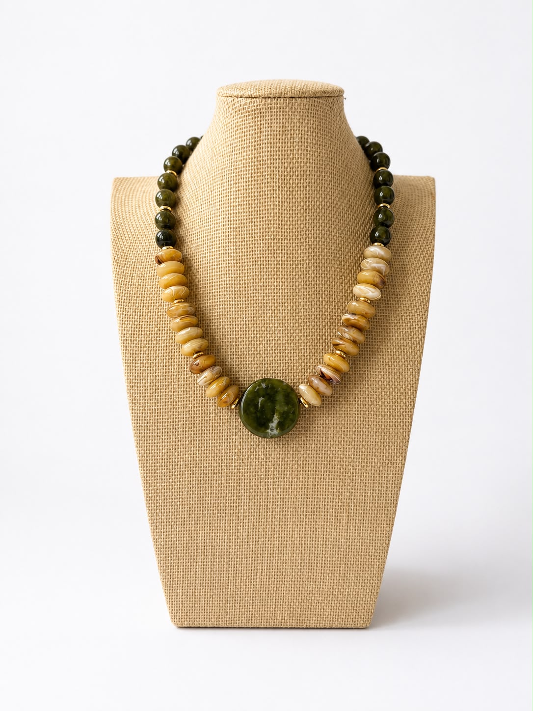 Savia Necklace