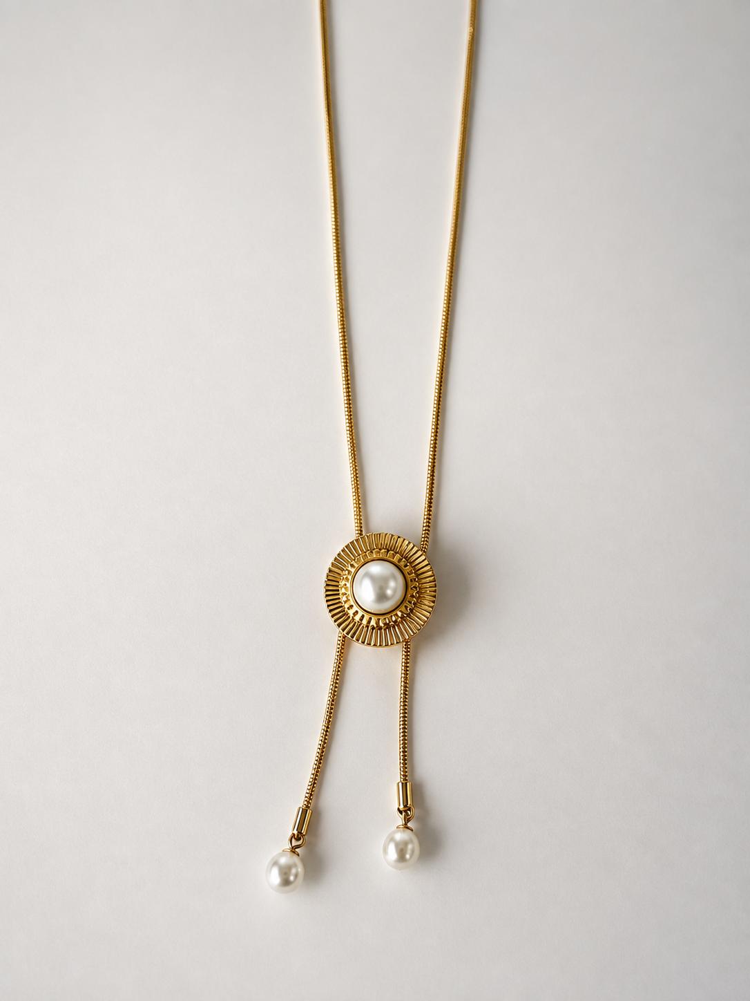 Elegant Pearl Necklace